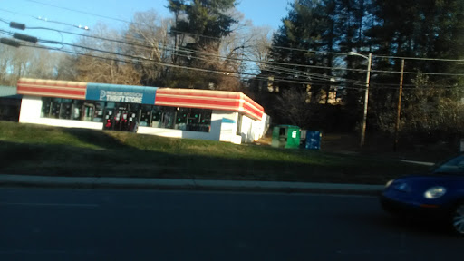 Thrift Store «Rescue Mission Thrift Store», reviews and photos, 1078 Tunnel Rd, Asheville, NC 28805, USA