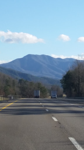 Event Venue «Sleepy Hollow Inn & Event Center», reviews and photos, 132 Old Jims Branch Rd, Swannanoa, NC 28778, USA