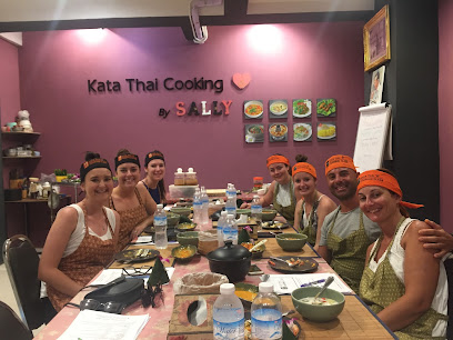 Phuket Kata Thai Cooking Class by Por(Sally)&Jiam(Jim)