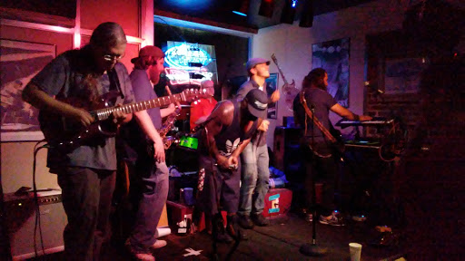 Blues Club «Brackins Blues Club», reviews and photos, 112 E Broadway Ave, Maryville, TN 37804, USA