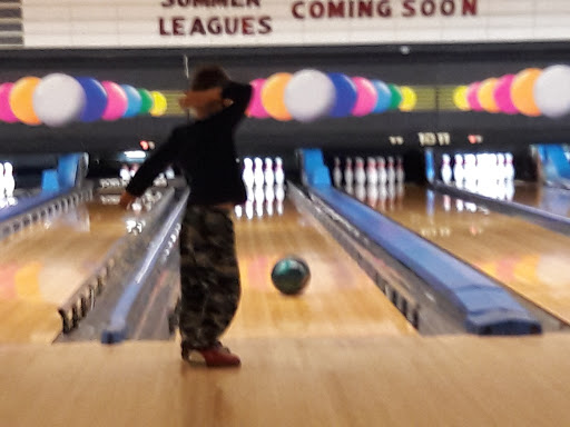 Bowling Alley «Poelking Lanes», reviews and photos, 1403 Wilmington Ave, Dayton, OH 45420, USA