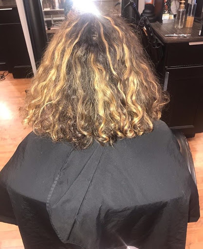 Hair Salon «Divine Salon», reviews and photos, 525 Diffley Rd, Eagan, MN 55123, USA