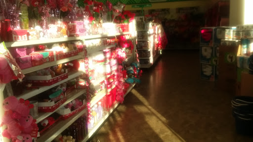 Dollar Store «Dollar Tree», reviews and photos, 1840 Long Beach Blvd, Long Beach, CA 90806, USA
