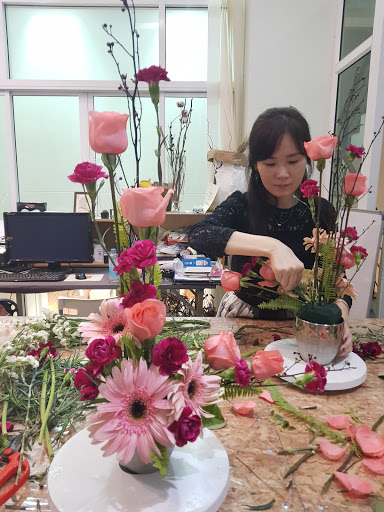 Flower studio May
