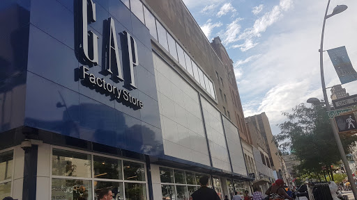 Clothing Store «Gap Factory Store», reviews and photos, 400 Fulton St, Brooklyn, NY 11201, USA