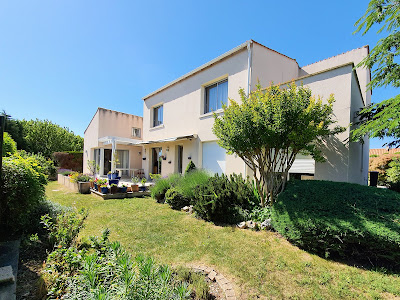 Sidonie Lassandre . Jimmy Griveau. Immobilier La Rochelle à La Rochelle