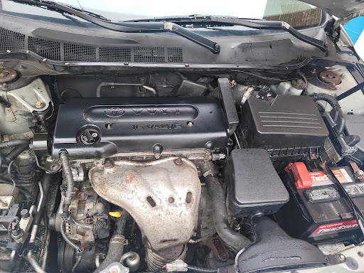 Auto Body Shop «Wreck & Roll Auto Body», reviews and photos, 6652 N Western Ave, Chicago, IL 60645, USA