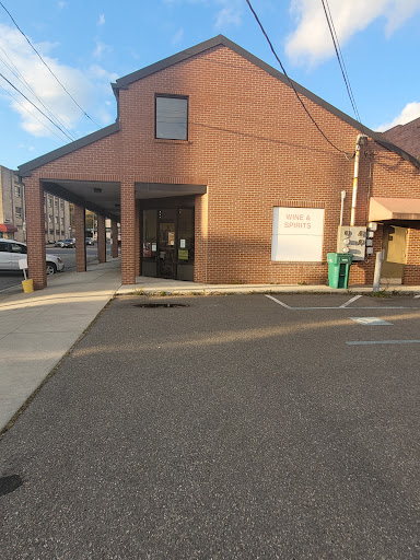 Fine Wine & Good Spirits, 7 S Main St, Mahanoy City, PA 17948, USA, 