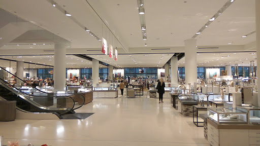 Department Store «Nordstrom Michigan Avenue», reviews and photos, 55 E Grand Ave, Chicago, IL 60611, USA