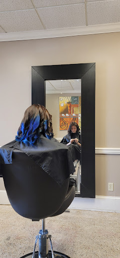 Beauty Salon «Essentials East Salon & Spa LLC», reviews and photos, 227 E College St, Griffin, GA 30224, USA