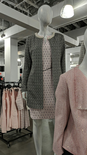 Department Store «Saks OFF 5TH», reviews and photos, 1675 Rockville Pike, Rockville, MD 20852, USA