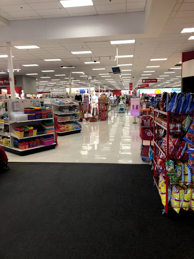 Department Store «Target», reviews and photos, 2000 W Waters Rd, Ann Arbor, MI 48103, USA