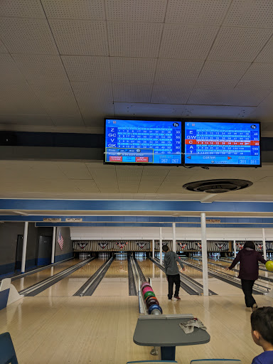 Shopping Mall «Southland Shopping Center», reviews and photos, 6944 W 130th St, Middleburg Heights, OH 44130, USA