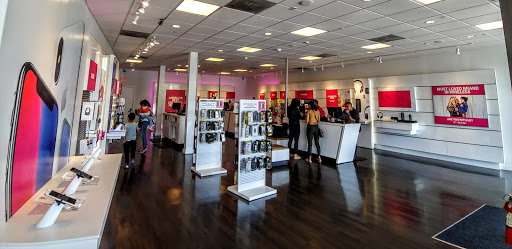 Cell Phone Store «T-Mobile», reviews and photos, 1847 El Camino Real, Burlingame, CA 94010, USA