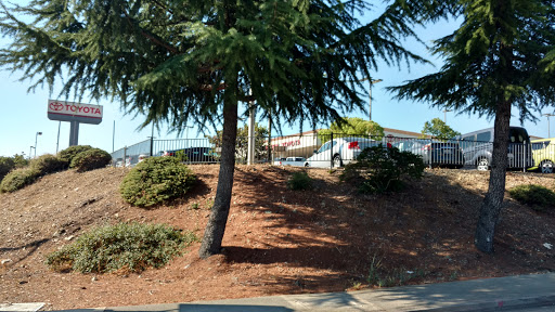 Toyota Dealer «Auburn Toyota», reviews and photos, 800 Nevada St, Auburn, CA 95603, USA