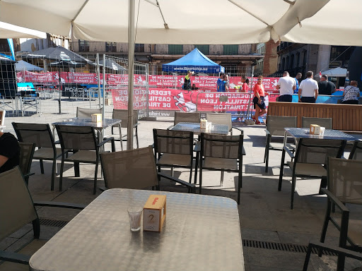 Vinoteca Entrecepas