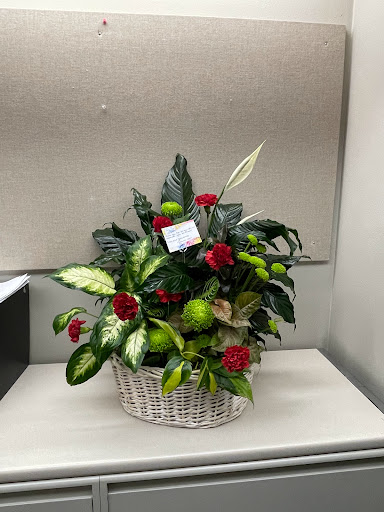 Florist «Flower & Gifts By Renee», reviews and photos, 6914 Schaefer Rd, Dearborn, MI 48126, USA