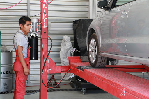 Centro automotriz Esteban de Antuñano -Taller Mecánico Multimarca