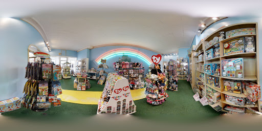 Clothing Store «PeachTree», reviews and photos, 129 W Columbus Ave, Bellefontaine, OH 43311, USA