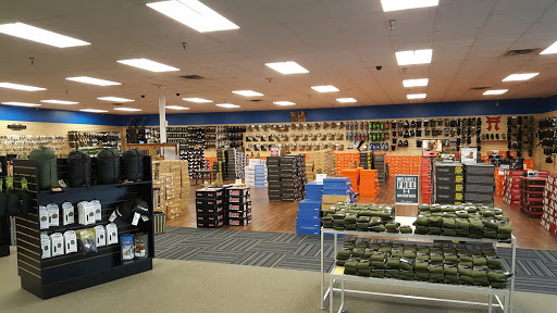 Army & Navy Surplus Shop «US Patriot Tactical», reviews and photos, 16298 Fort Campbell Blvd, Oak Grove, KY 42262, USA