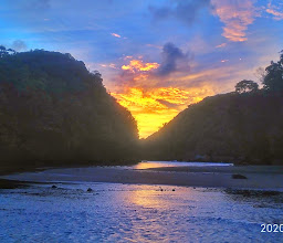 Nglurung Beach photo