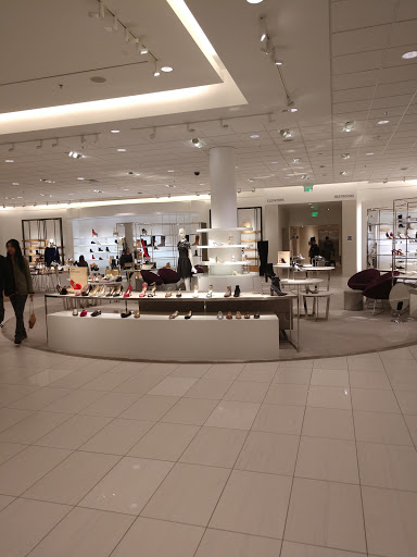 Department Store «Nordstrom at the Americana at Brand», reviews and photos, 102 Caruso Ave, Glendale, CA 91210, USA