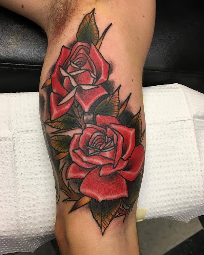 Tattoo Shop «Daybreak Tattoo», reviews and photos, 5817 S Westnedge Ave, Portage, MI 49002, USA