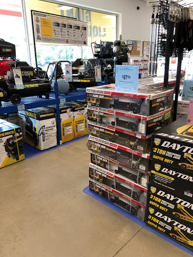 Hardware Store «Harbor Freight Tools», reviews and photos, 1011 Commerce Blvd, Dickson City, PA 18519, USA