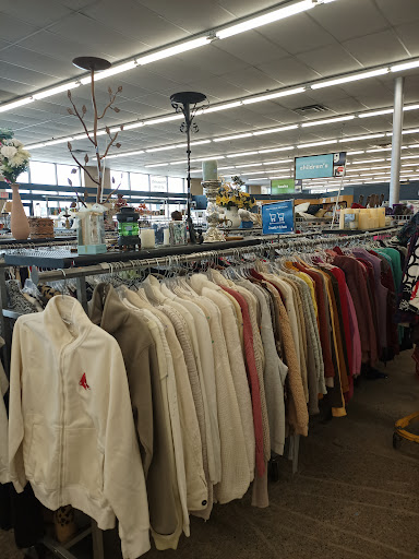 Thrift Store «Goodwill QUINCY», reviews and photos, 625 Southern Artery, Quincy, MA 02169, USA