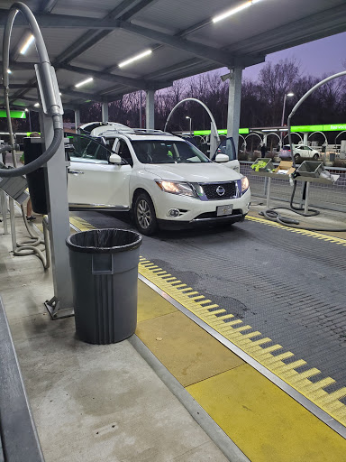 Car Wash «Bennys Car Wash», reviews and photos, 8370 Siegen Ln, Baton Rouge, LA 70810, USA