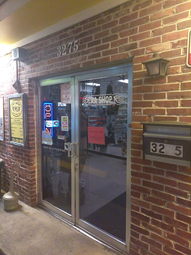 Tobacco Shop «Ra Shop #3 Baton Rouge», reviews and photos, 3275 Highland Rd, Baton Rouge, LA 70802, USA