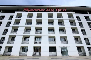 Myanmar Life Hotel image