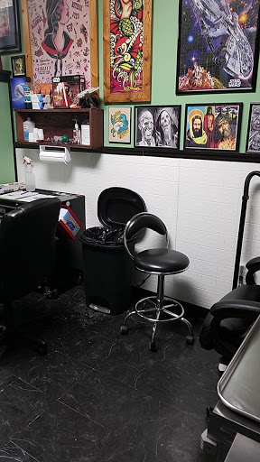 Tattoo Shop «Paradise Tattoo», reviews and photos, 1050 Bridgeport Ave, Milford, CT 06460, USA