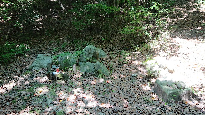 戸坂入道道海の墓