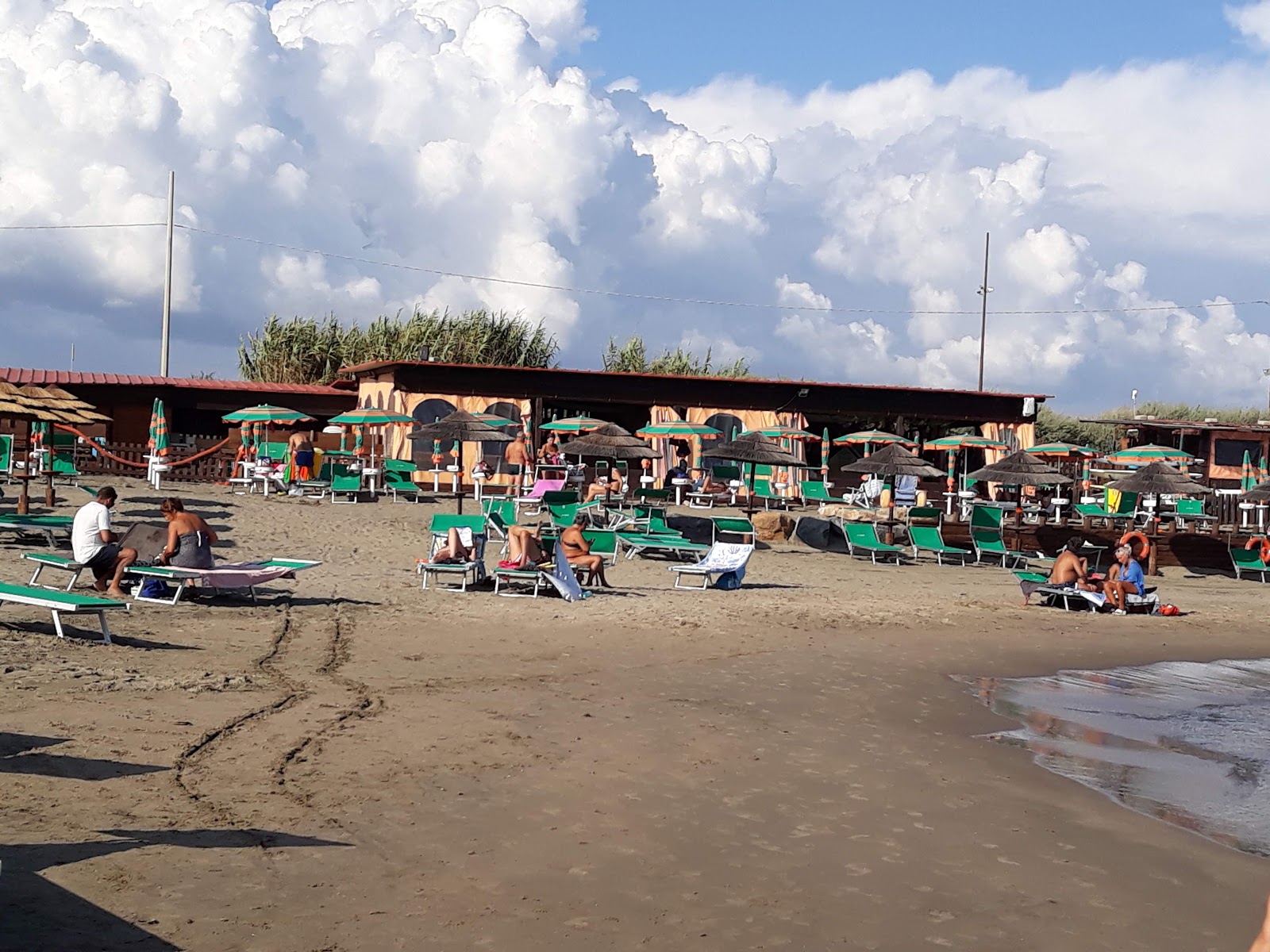 Photo de Il Covo Beach zone de station balnéaire
