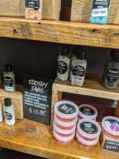 Beauty Supply Store «Lush Cosmetics», reviews and photos, 1 Providence Pl # 5385, Providence, RI 02903, USA