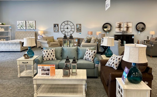 Furniture Store «Raymour & Flanigan Furniture and Mattress Outlet», reviews and photos, 2424 Lincoln Hwy, Langhorne, PA 19047, USA