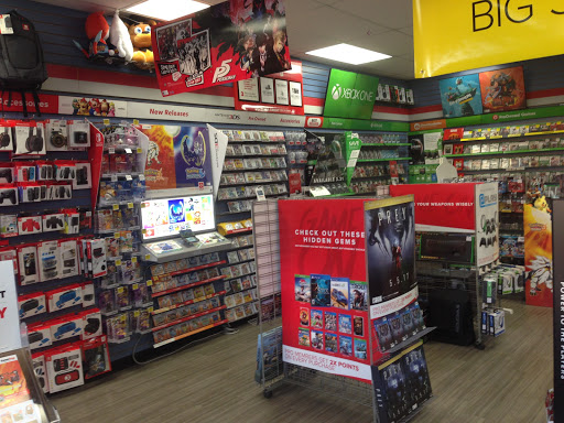 GameStop, 221 S Magnolia Ave, Anaheim, CA 92804, USA, 