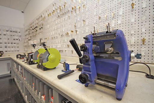 Locksmith «Chicago Locksmiths», reviews and photos, 2048 N Milwaukee Ave, Chicago, IL 60647, USA