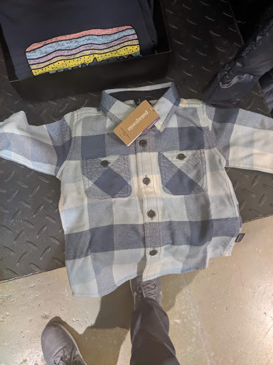 Clothing Store «Patagonia St. Paul», reviews and photos, 1648 Grand Ave, St Paul, MN 55105, USA