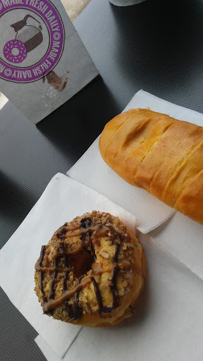 Donut Shop «Donut Licious», reviews and photos, 1535 Spring Cypress Rd, Spring, TX 77388, USA
