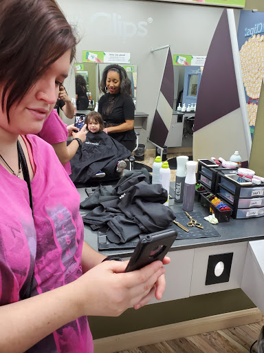 Hair Salon «Great Clips», reviews and photos, 2105 Harwood Rd #223, Bedford, TX 76021, USA
