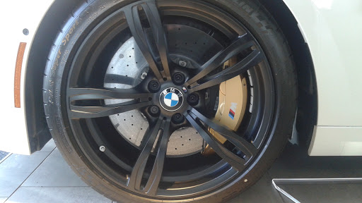 BMW Dealer «BMW of Greenwich», reviews and photos, 355 West Putnam Avenue, Greenwich, CT 06830, USA