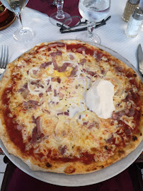 Pizza du Restaurant Pizzeria Pietro à Pontoise - n°15