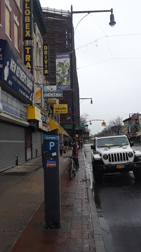 Home Goods Store «Save-A-Thon Stores», reviews and photos, 824 Flatbush Ave, Brooklyn, NY 11226, USA