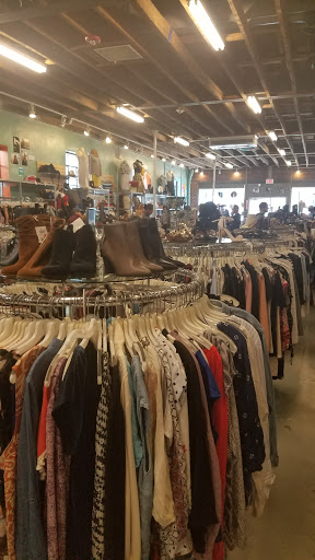 Used Clothing Store «Buffalo Exchange Charlotte», reviews and photos, 1521 Central Ave, Charlotte, NC 28205, USA