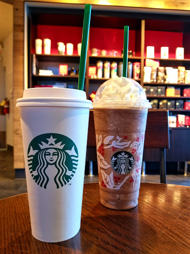 Coffee Shop «Starbucks», reviews and photos, 1925 N Wenatchee Ave, Wenatchee, WA 98801, USA