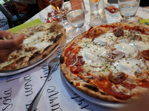 Taverna Ca di Giurni in Tovo San Giacomo, Provincia di Savona