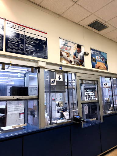 Post Office «United States Postal Service», reviews and photos, 5901 Junction Blvd, Elmhurst, NY 11373, USA