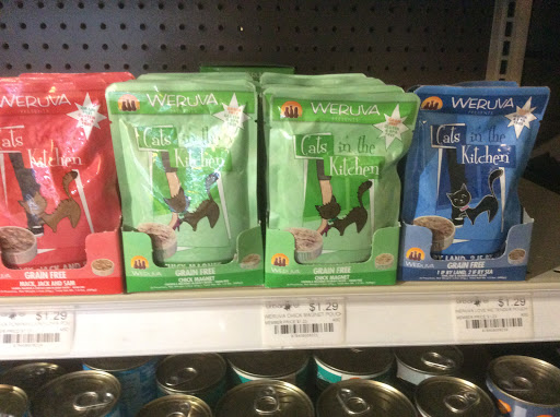 Pet Supply Store «The Urban Pet», reviews and photos, 7515 Beverly Blvd, Los Angeles, CA 90036, USA